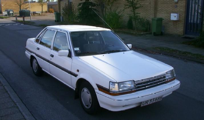 Toyota carina v t170