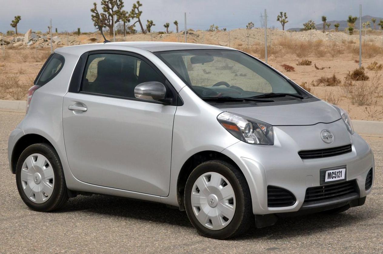 Toyota iq аккумулятор