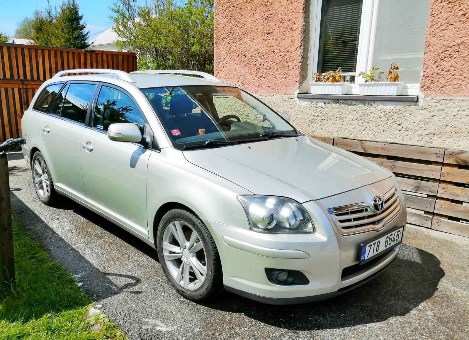 Toyota avensis t 270